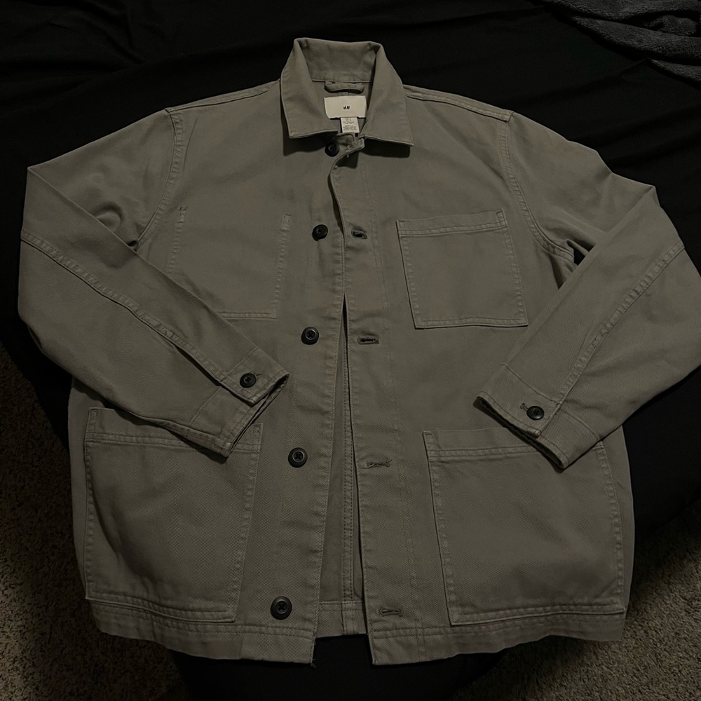 Brand new GRAY DENIM JACKET 🩶